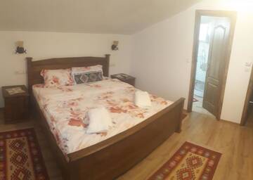 Фото номера Двухместный номер с 1 кроватью и видом на горы Лоджи Casa Dunca г. Сигету-Мармацией 20